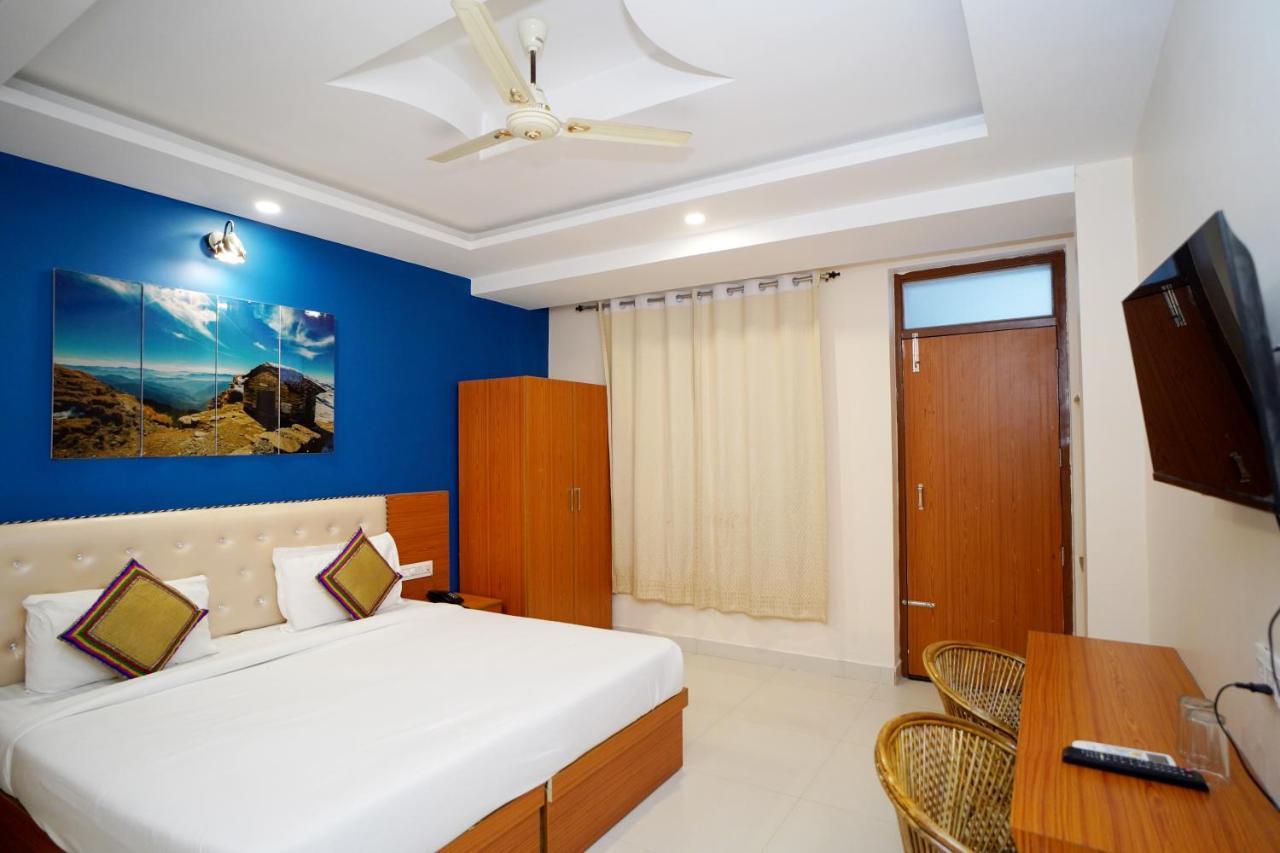 Karwaan Hostel Rishīkesh Extérieur photo
