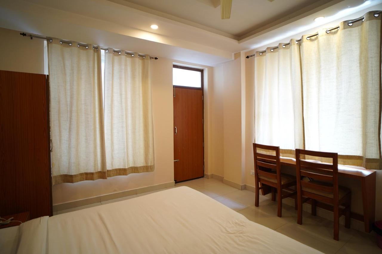 Karwaan Hostel Rishīkesh Extérieur photo
